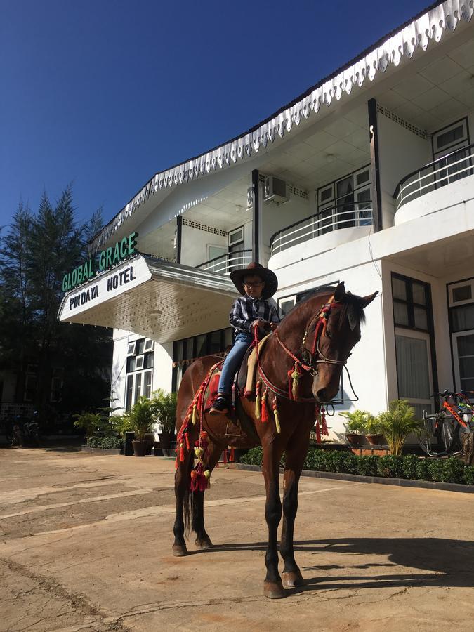 Global Grace Pindaya Hotel Bagian luar foto